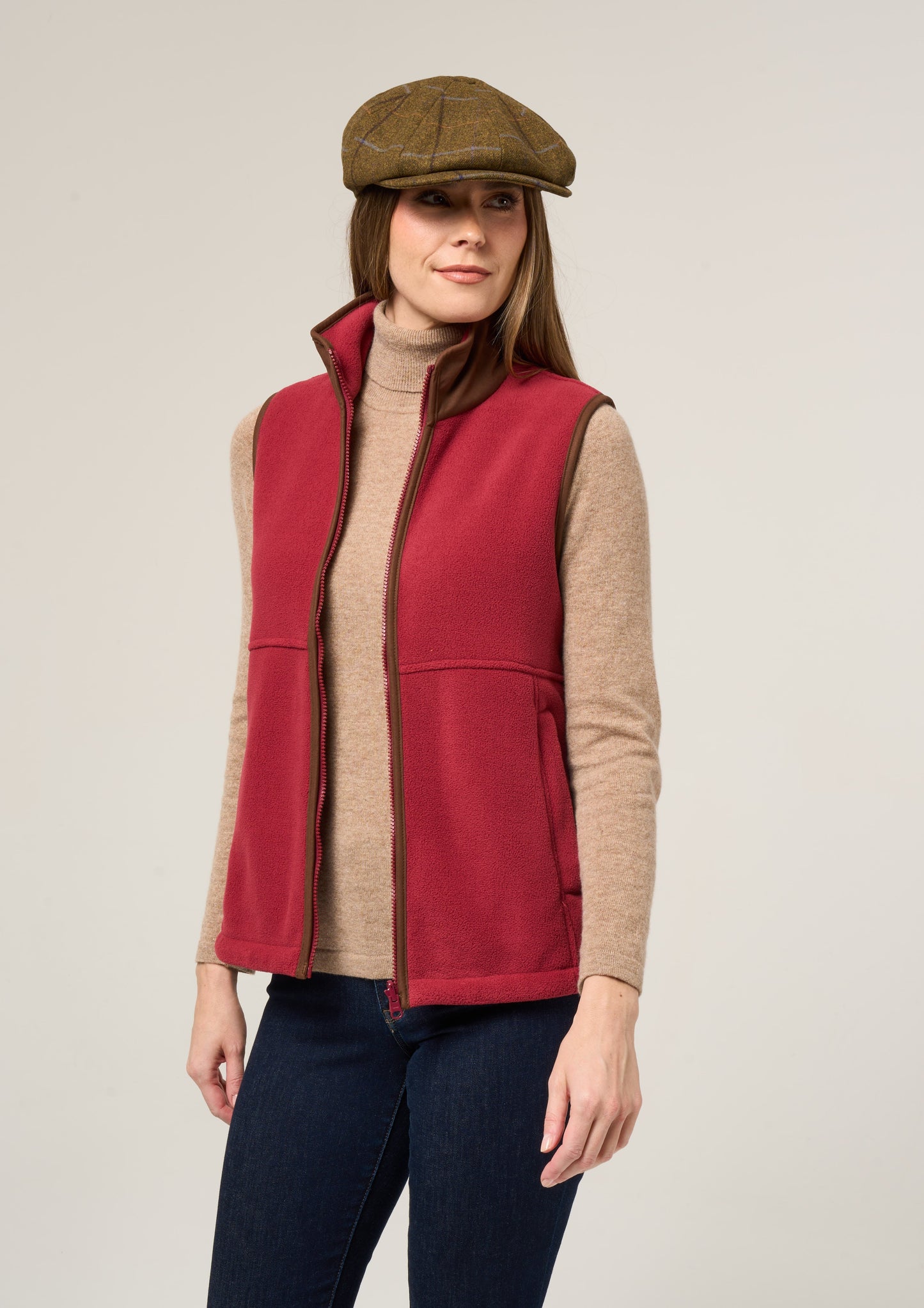 Aylsham Ladies Fleece Gilet In Cranberry